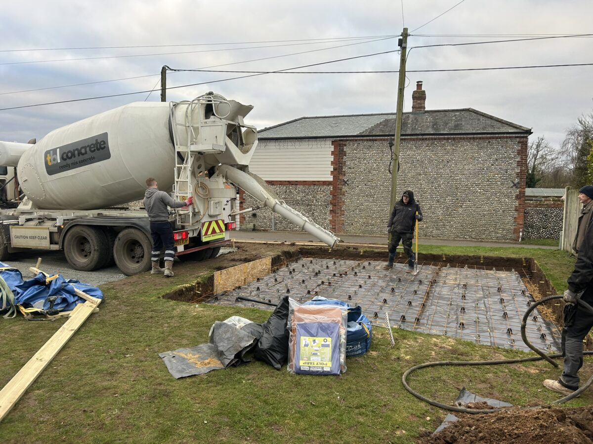 Oak cart lodge in East Ruston – project photo 26