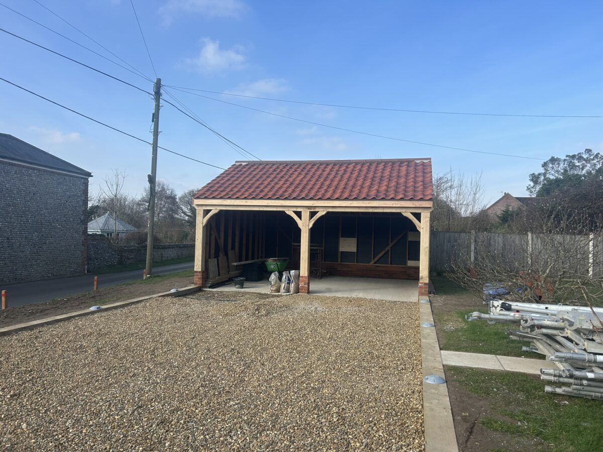 Oak cart lodge in East Ruston – project photo 38